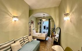 Omiros Apartment